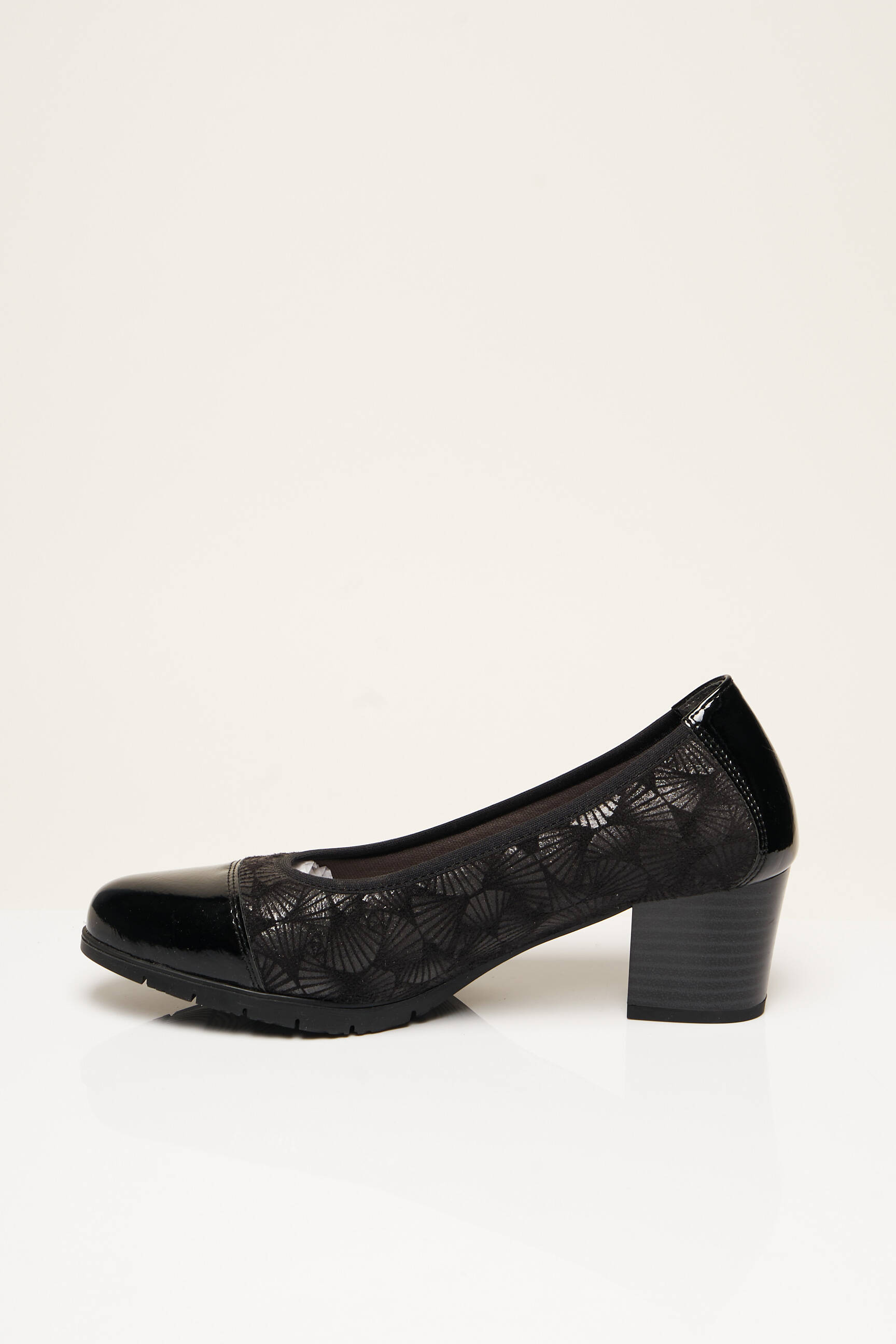 Puche Derby Femme couleur noir