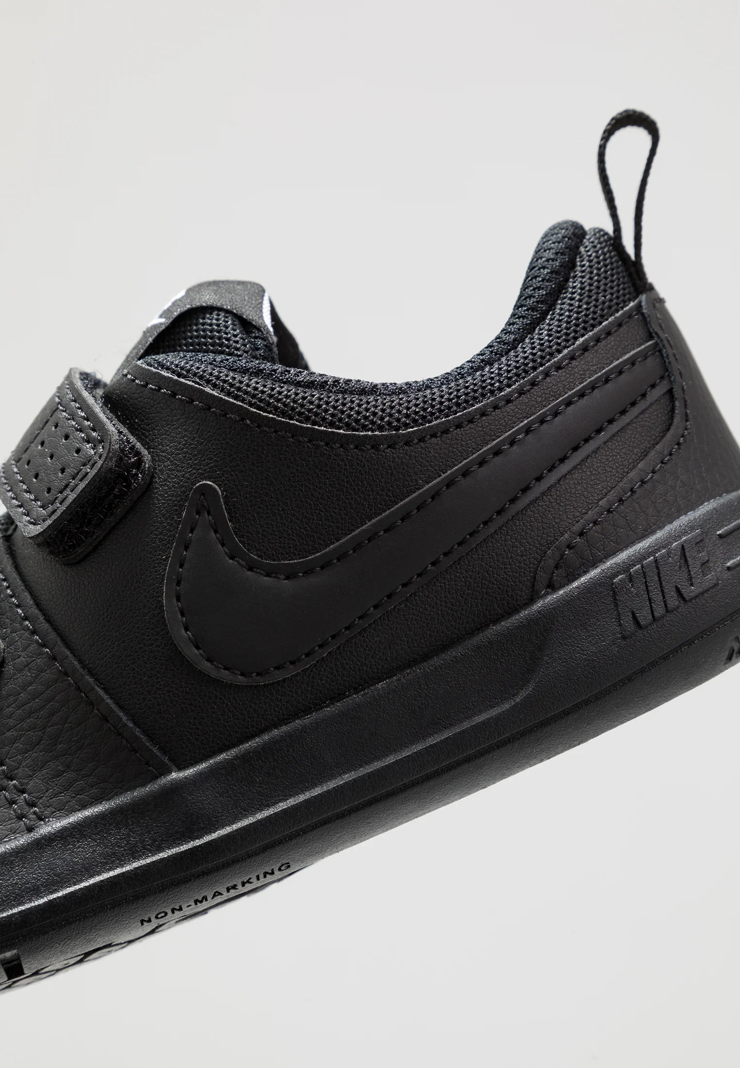 Nike Performance PICO 5 TDV UNISEX - Zapatillas de entrenamiento