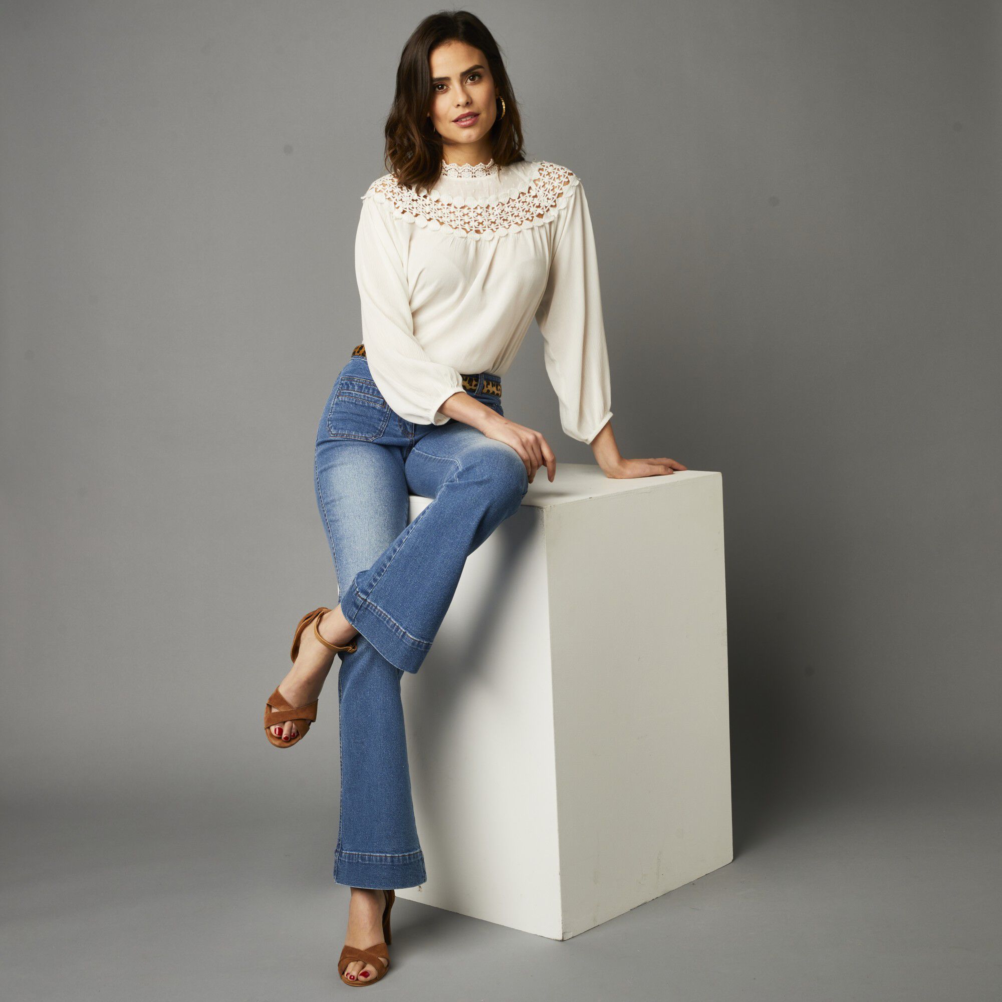 Jean stretch coupe flare, surpiqûres contrastées