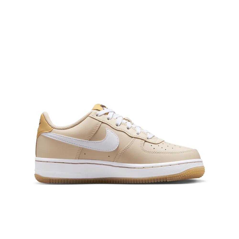 Nike Air Force 1 GS FZ1615-100 / braun