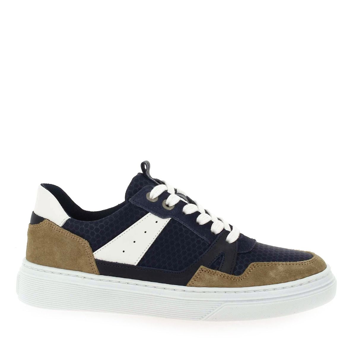 Bullboxer  AOP009E5L_ - Marine Beige