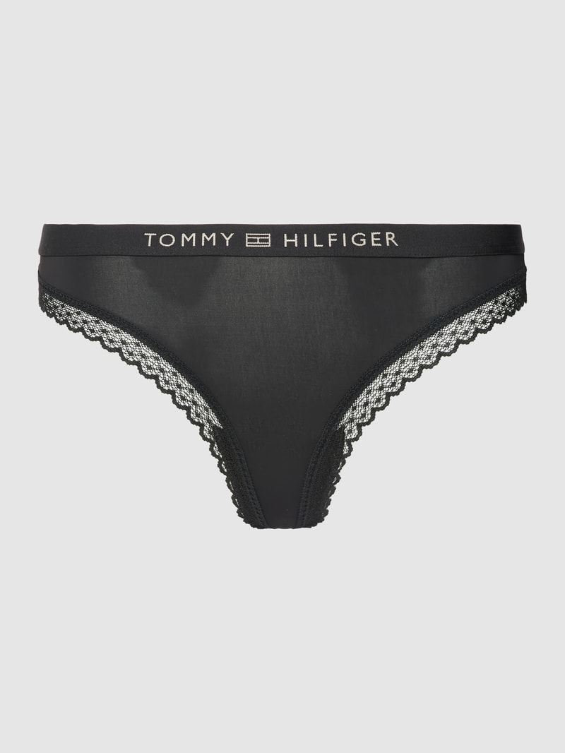 String mit Label-Details in schwarz