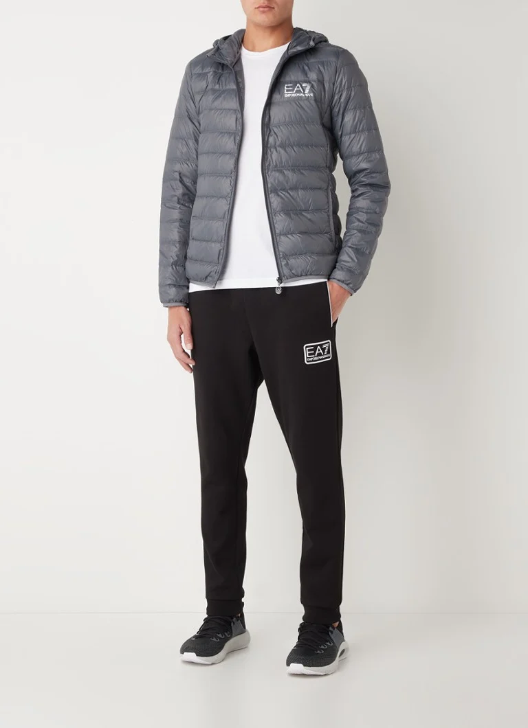 Jachetă sport Emporio Armani matlasată cu puf și logo