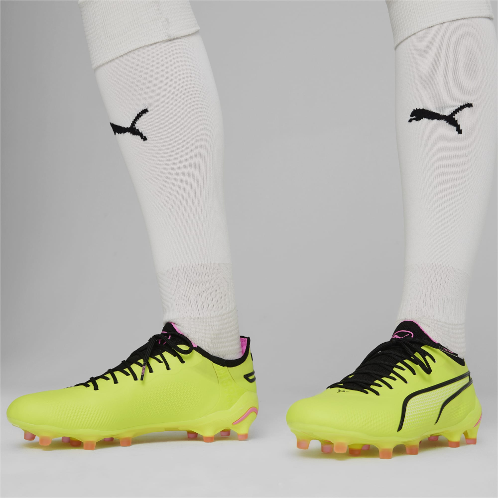PUMA King Ultimate FG AG 107565_04 / pink