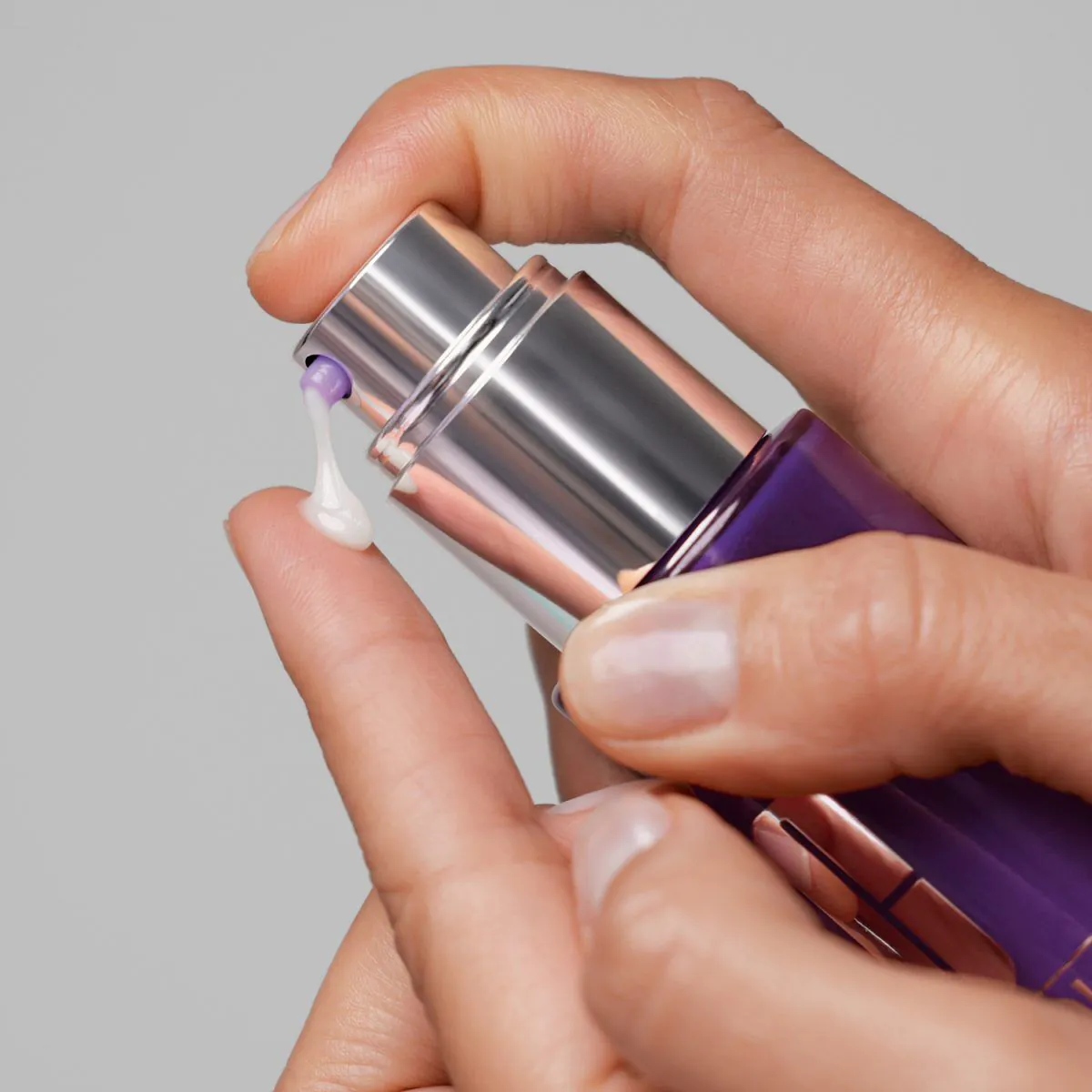 CLINIQUE Smart Clinical Repair serum za korekciju bora 10 ml