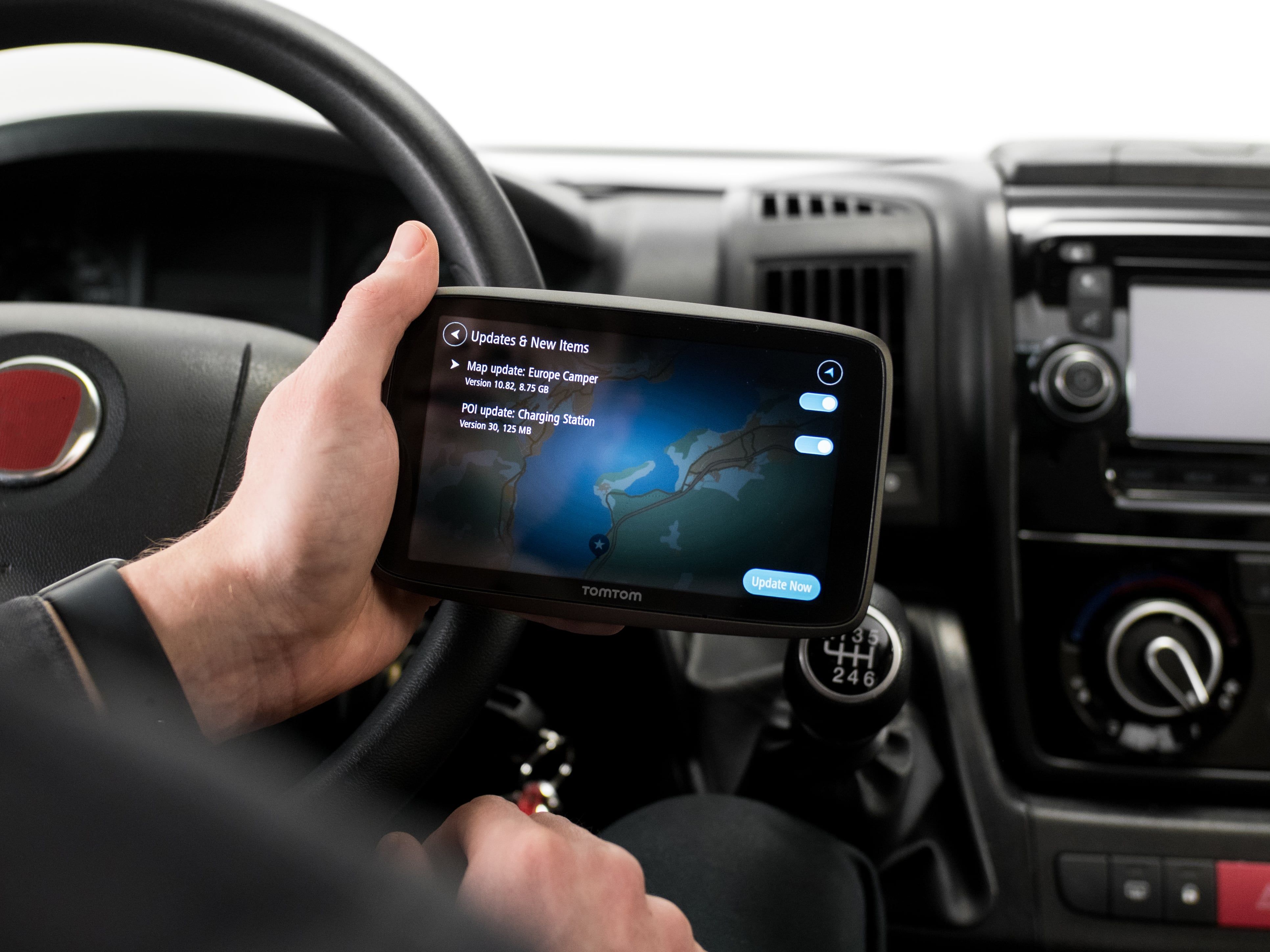 TomTom Go Camper Tour Navigation