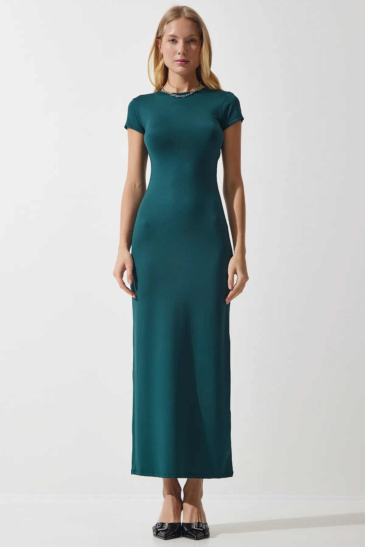Happiness İstanbul  Smaragdgrünes Saran Sandy Strickkleid mit Rundhalsausschnitt für Damen, UB00239
