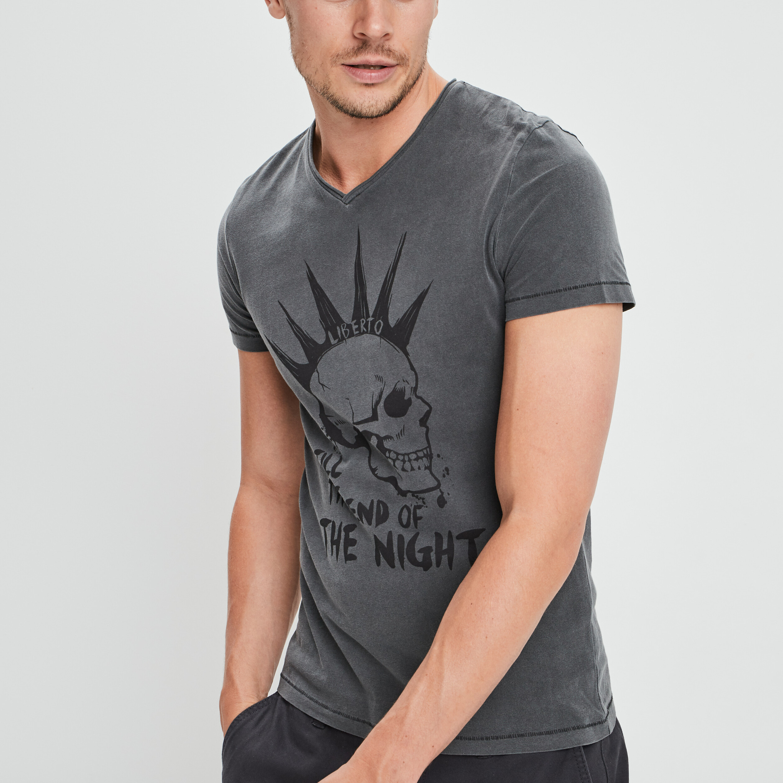 T-shirt ajusté manches courtes gris foncé homme | La Halle