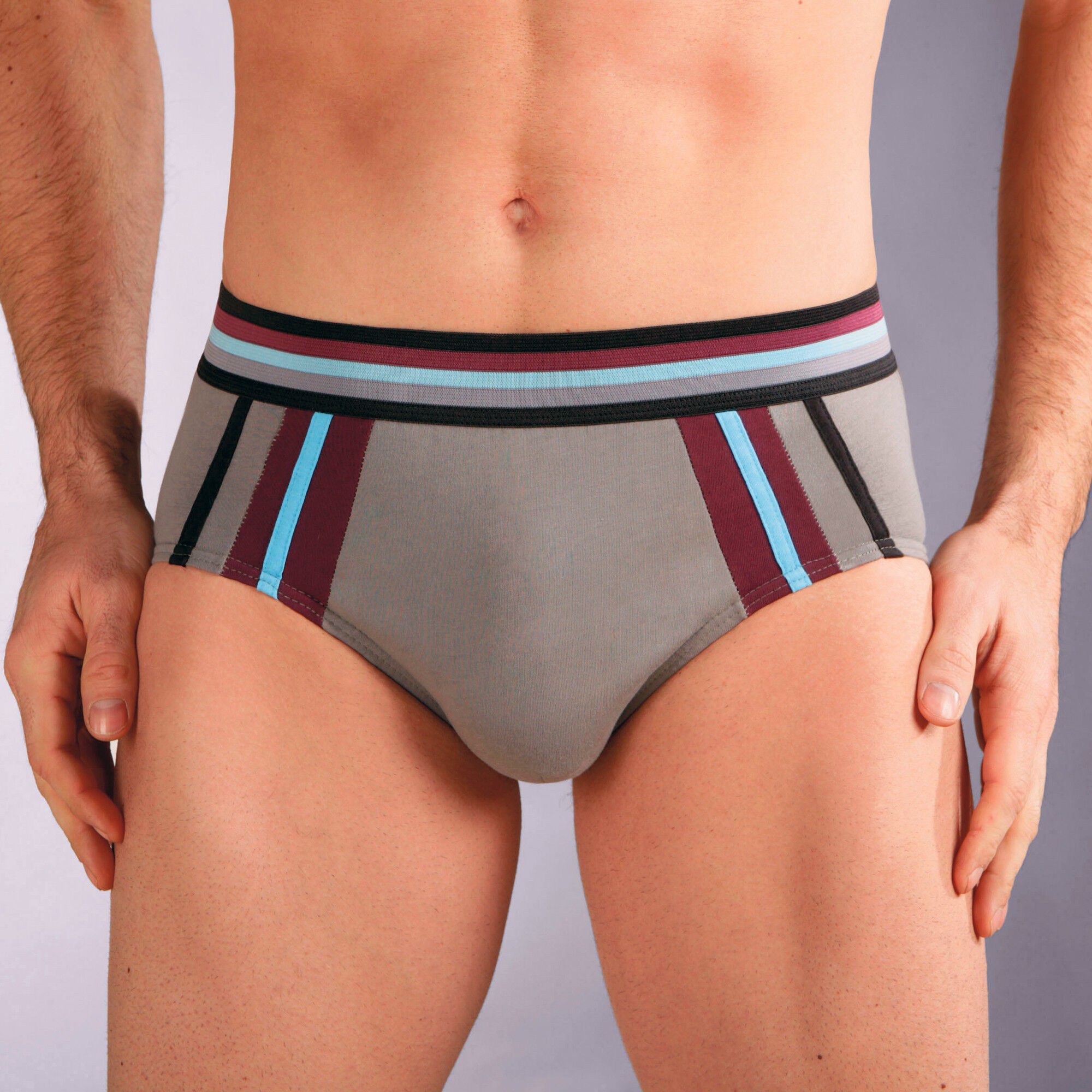 Slip fermé taille haute bandes contrastées