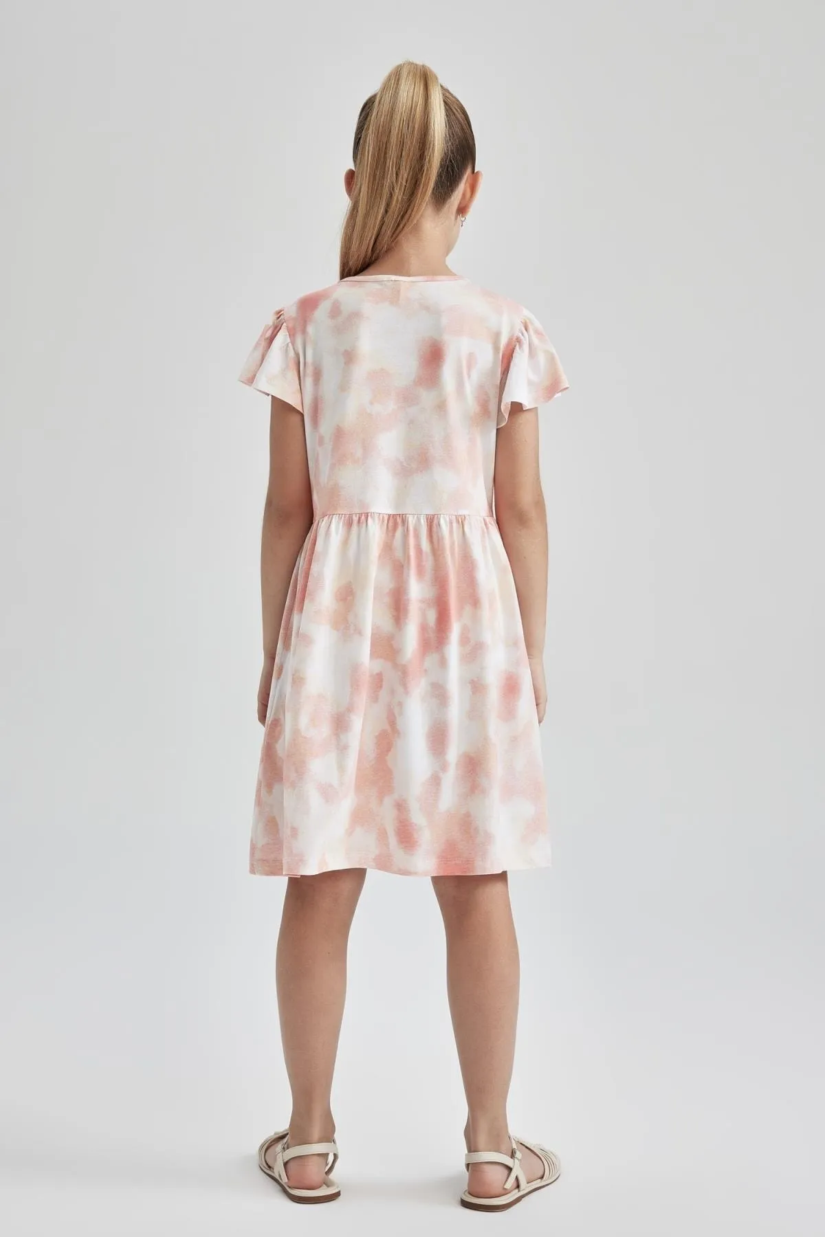 DeFacto  Gemustertes Mädchenkleid aus gekämmter Baumwolle mit kurzen Ärmeln