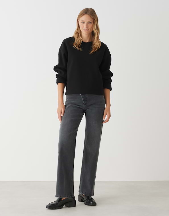 Sweater Gudila