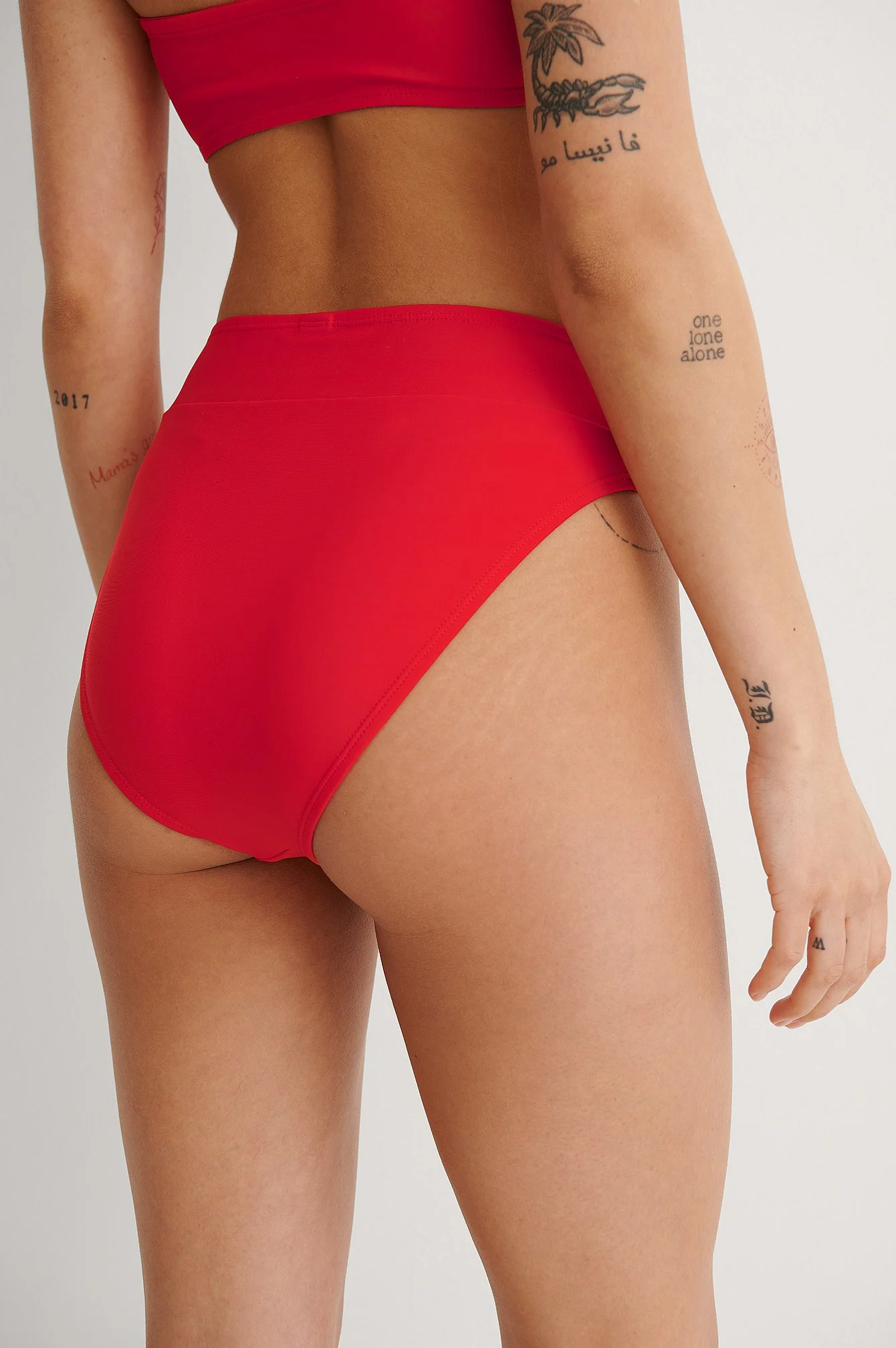 Bikini-Höschen mit hoher Taille