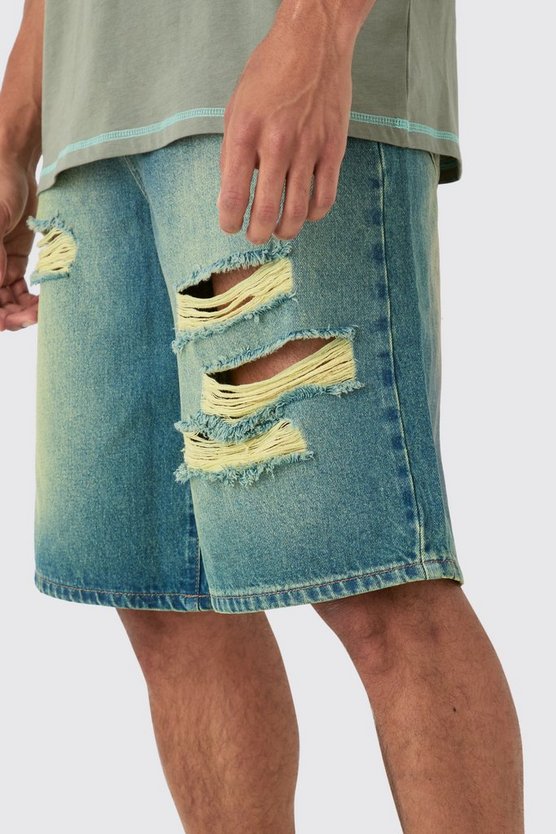 Getönte Denim Jorts mit Riss am Knie