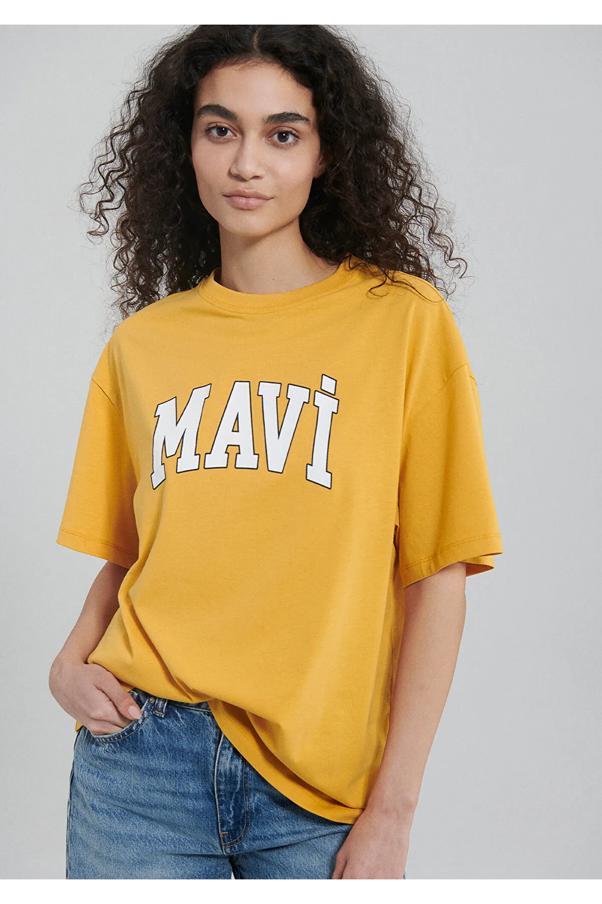 Mavi  Gelbes T-Shirt mit Logo-Print Übergröße / weiter Schnitt1600843-71340