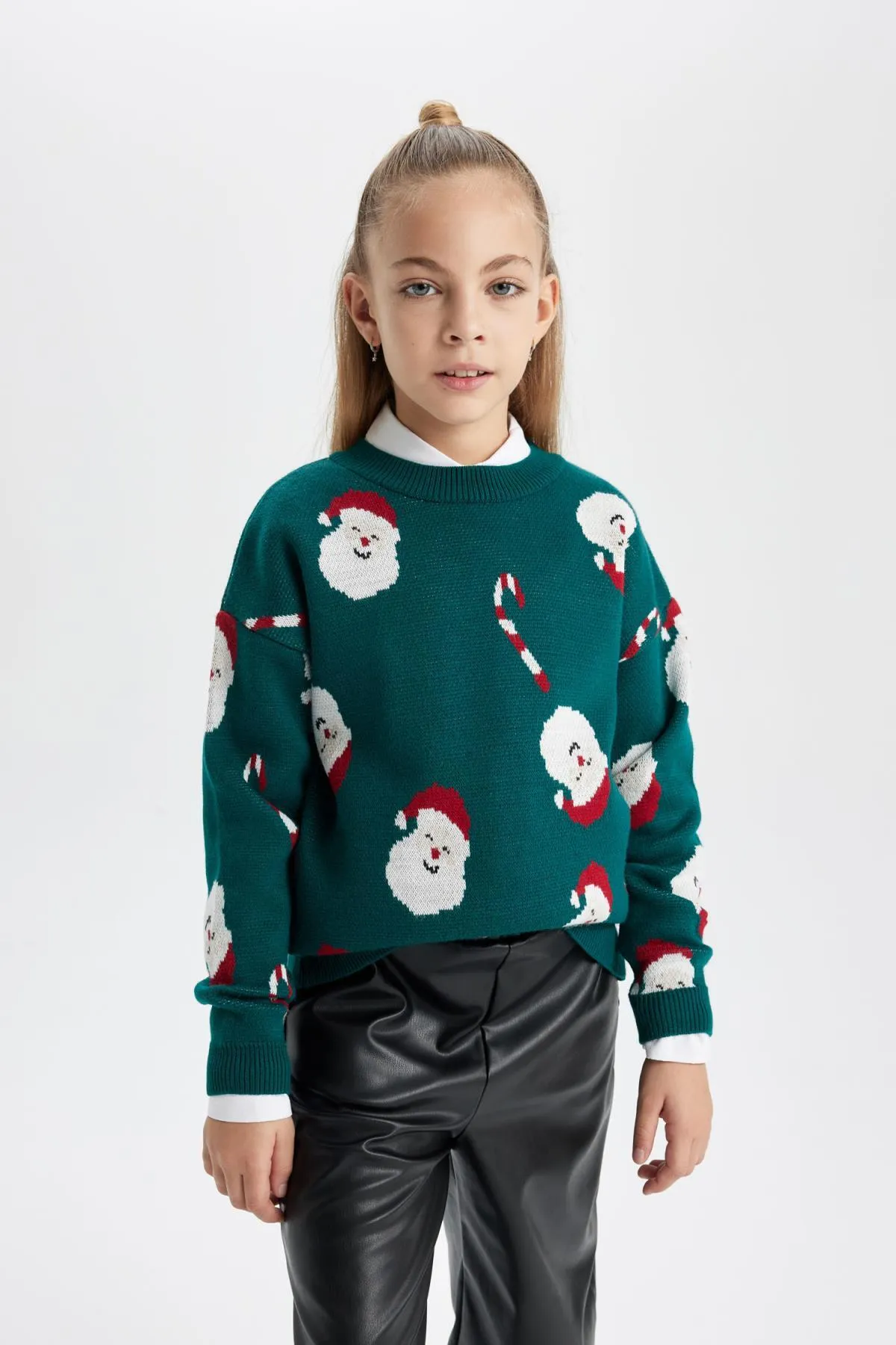DeFacto  Mädchenpullover mit Rundhalsausschnitt und Neujahrsmotiv
