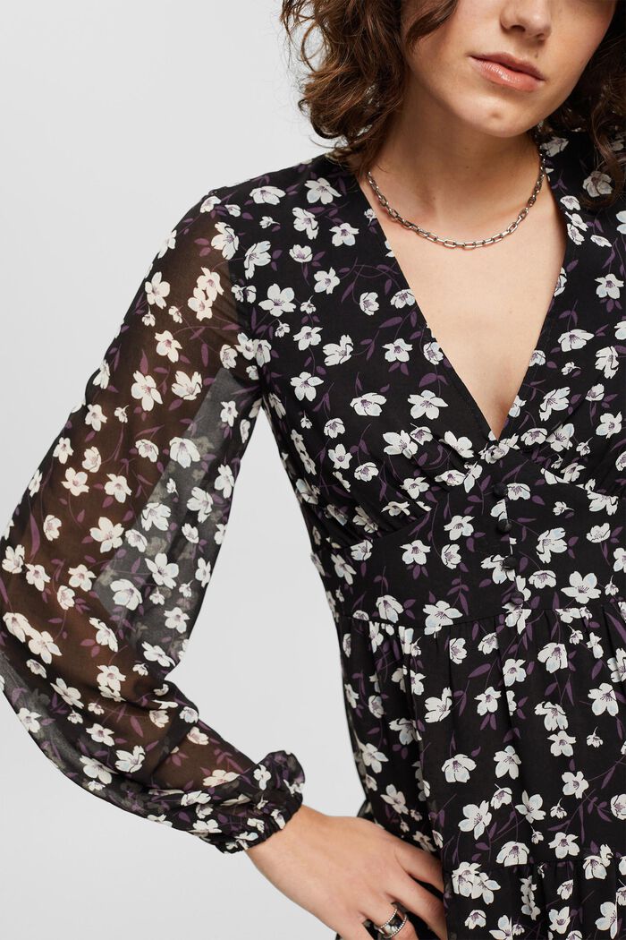 Kleid mit V-Ausschnitt und Allover-Print
