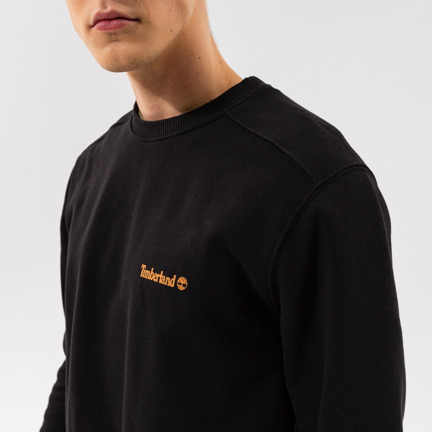 TIMBERLAND SWEATSHIRT CHEST LOGO CREW BLACK Schwarz