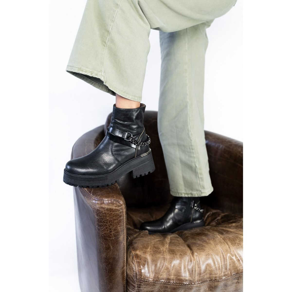 Minka Design   BASMA - Anthracite