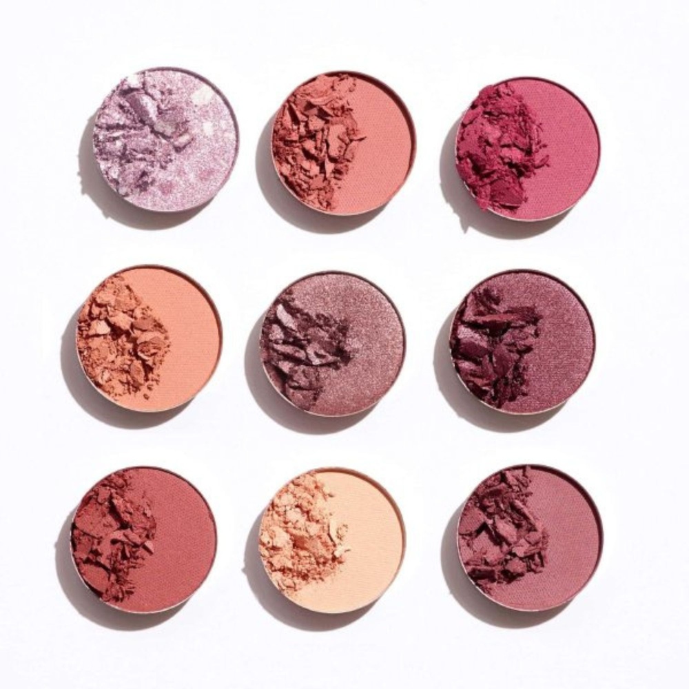 nabilla beauty Pink Nude 01 Palette fard à paupières 9 teintes