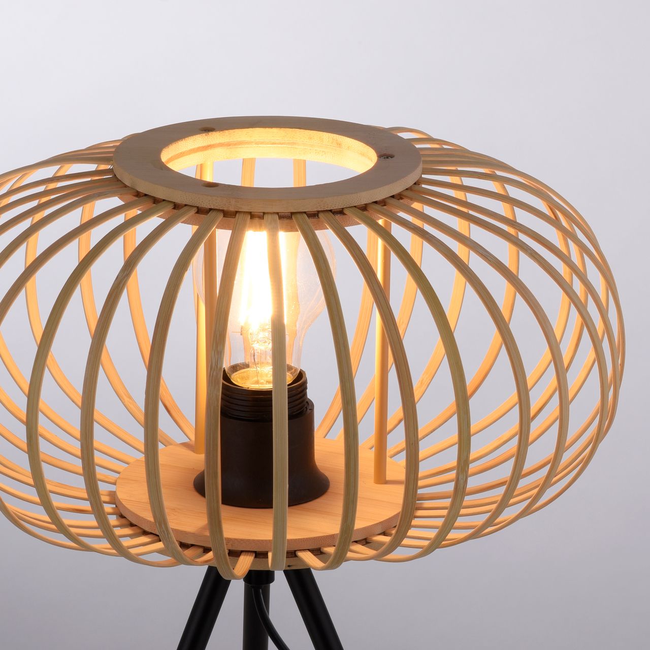JUST LIGHT LeuchtenDirekt Tischleuchte RACOON, 1-flammig, E27, Dreibein-Stativ, Bambus-Schirm, Ø32cm, Holz-natur, IP20