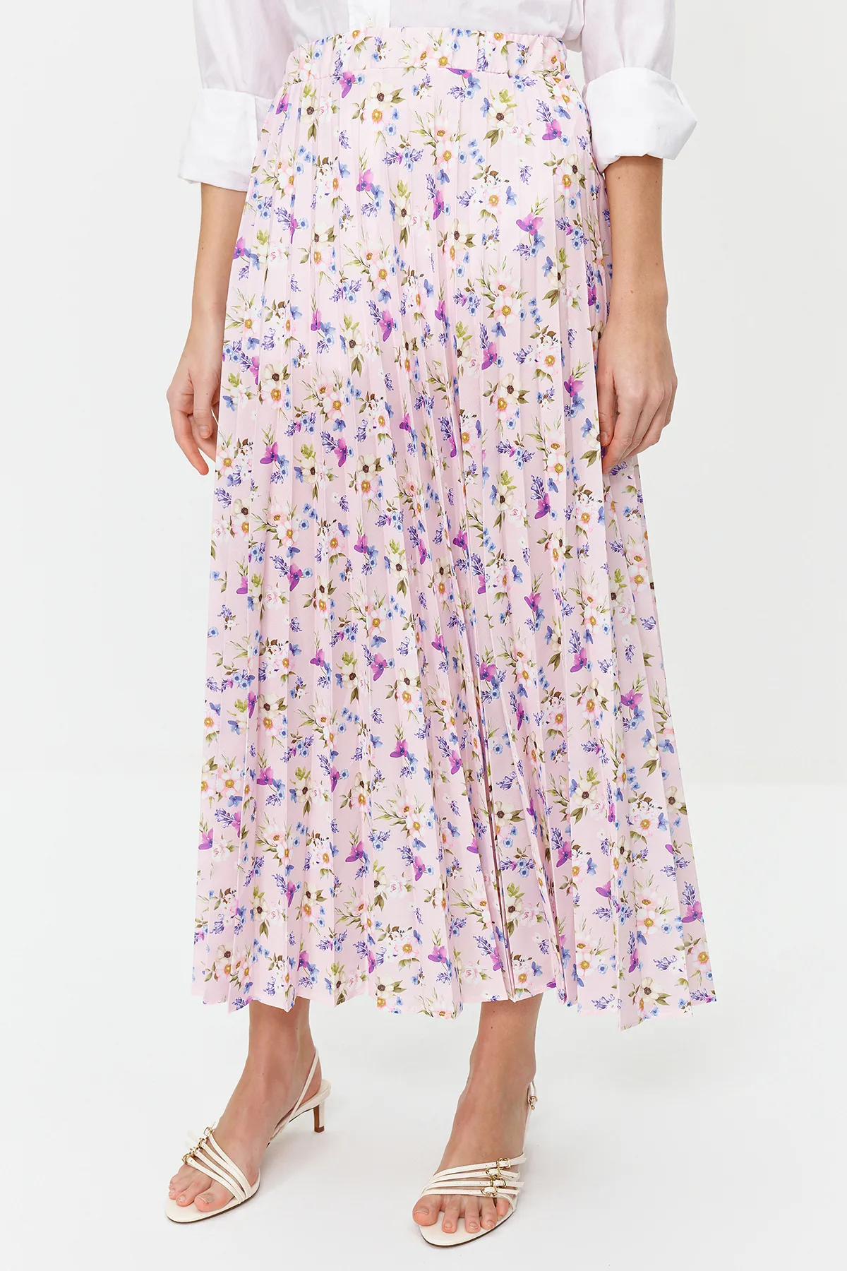 Trendyol Modest  Plissierter Webrock mit Puderblumenmuster und elastischem Bund TCTSS23EE00018