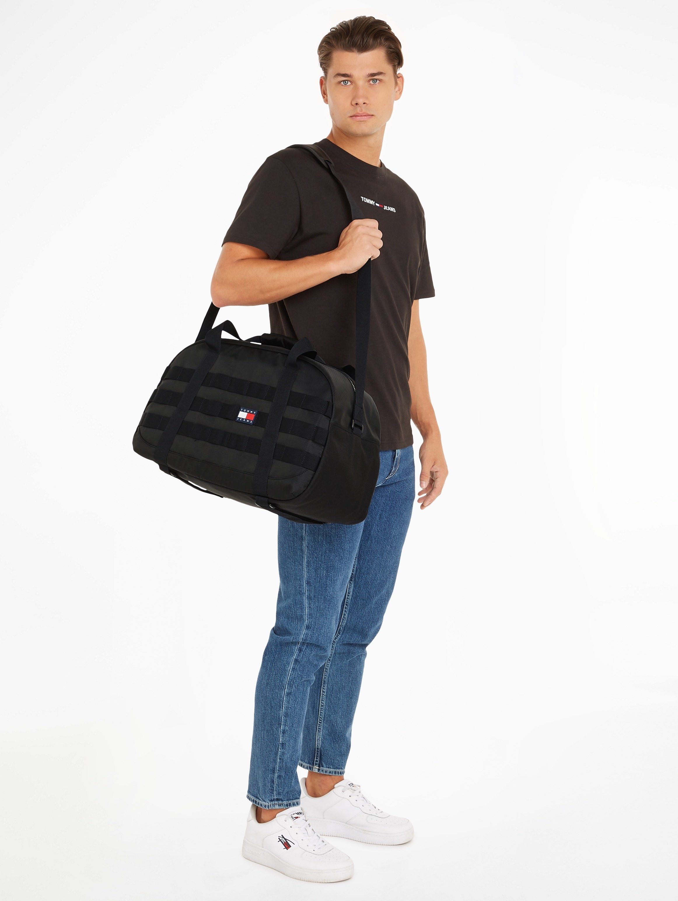 Tommy Jeans Weekender TJM SKATER BOY DUFFLE, mit geräumigem Hauptfach