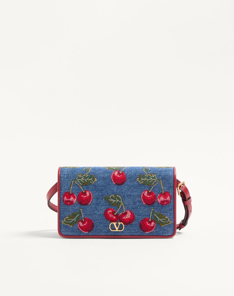 VLogo Signature Mini-skuldertaske i denim med kirsebærbroderi
