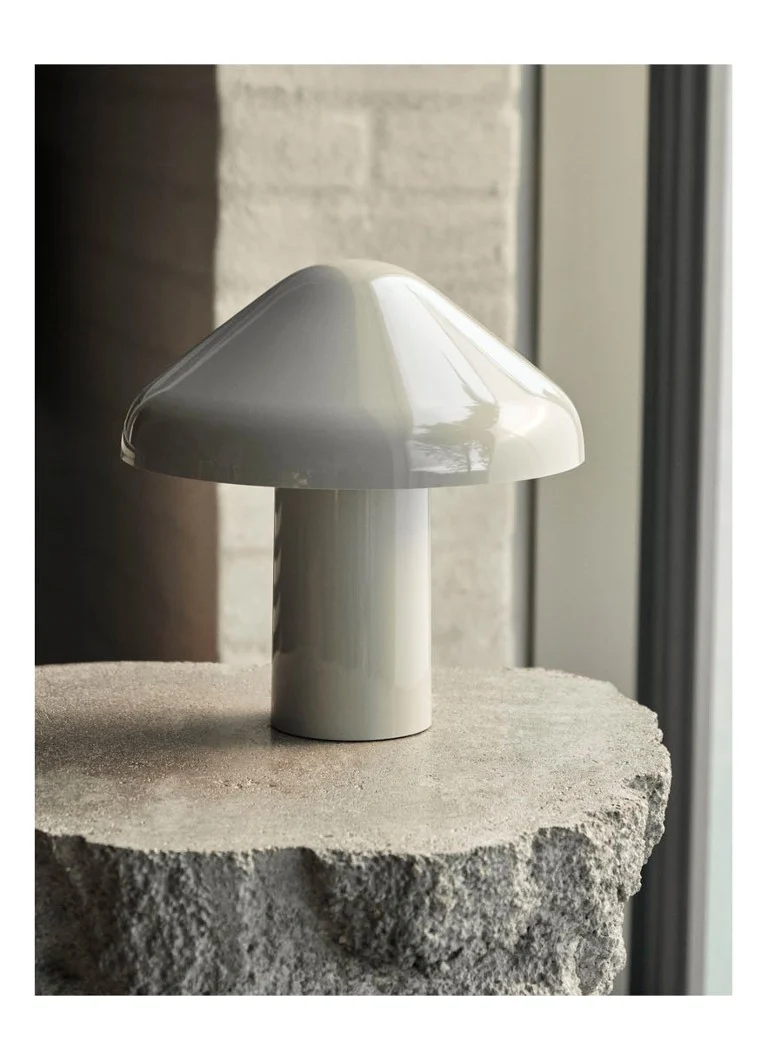 Hay Pao bezvadu galda lampa 23 x Ø23 cm