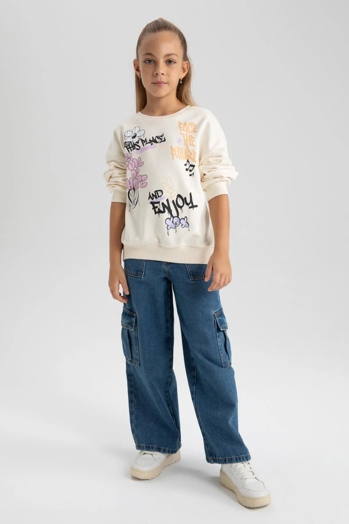 DeFacto  Mädchen-Sweatshirt mit Rundhalsausschnitt in Oversize-Passform