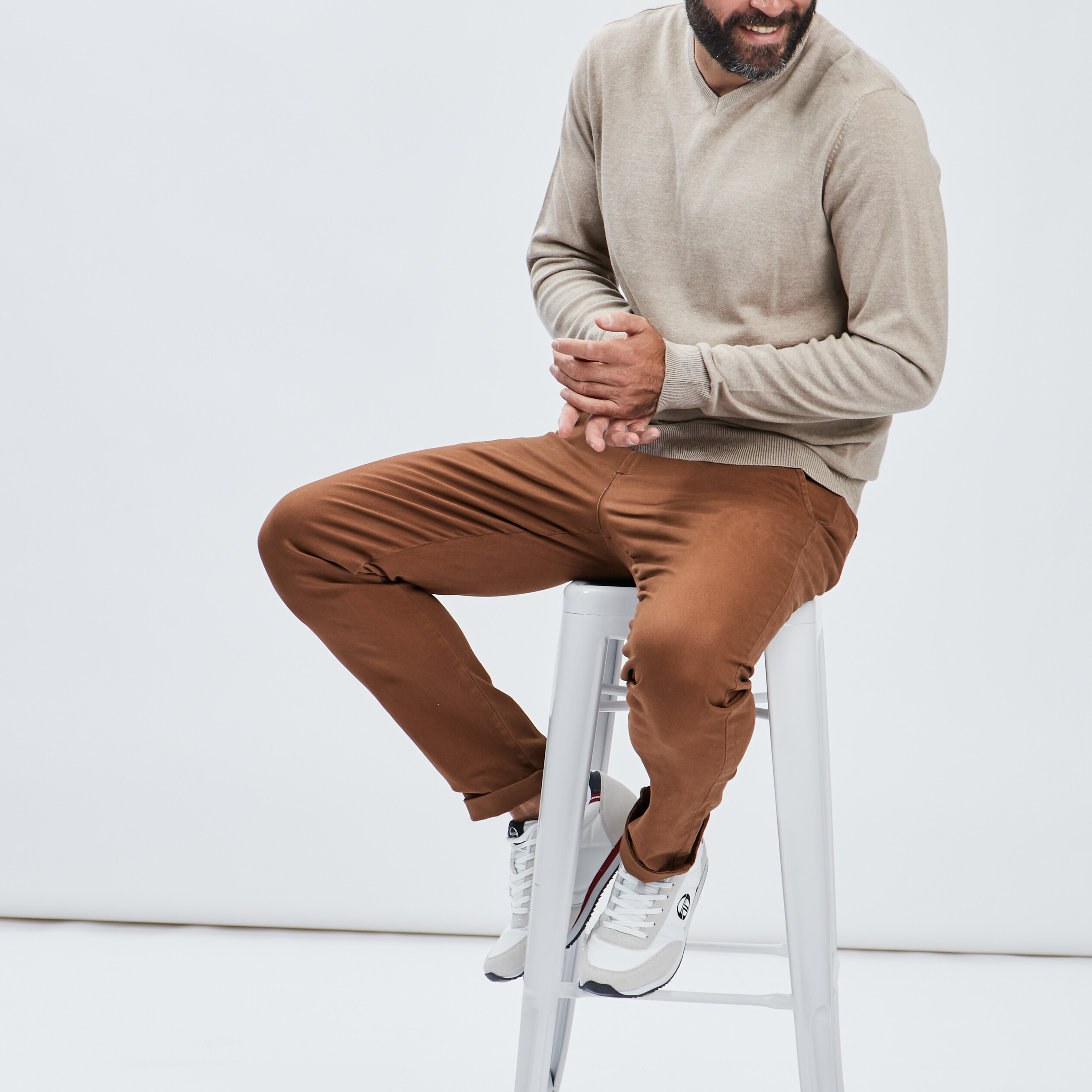 Pull avec col en V sable homme | La Halle