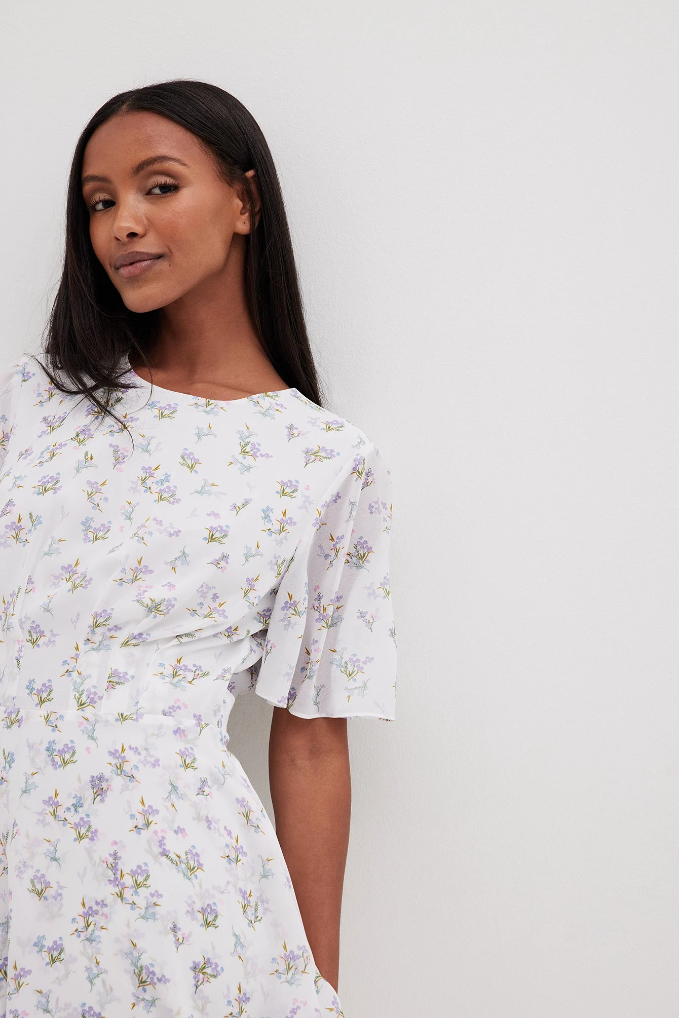 Volant-Minikleid aus Chiffon