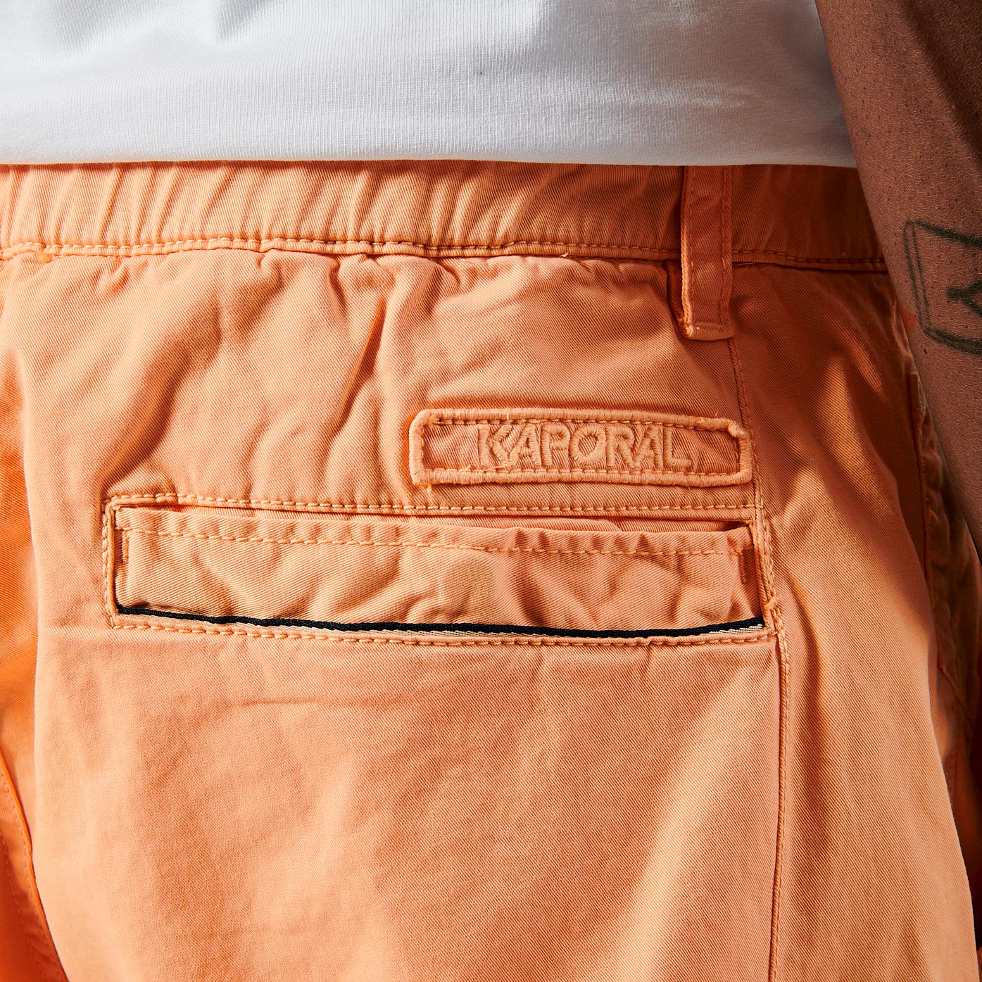 TOSHI  Short orange homme