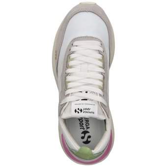 Superga Training 9Ts Slim Sneaker in weiß