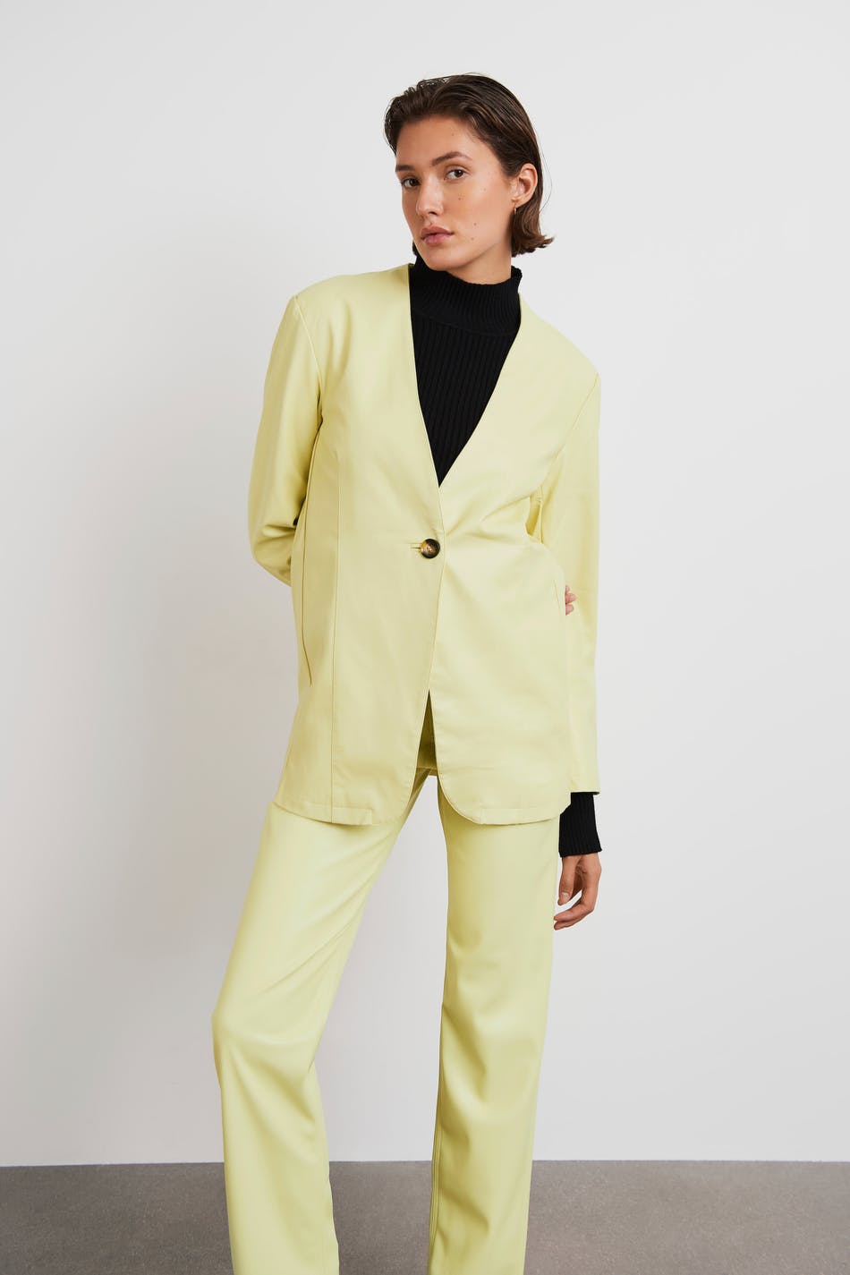 Mina pu blazer