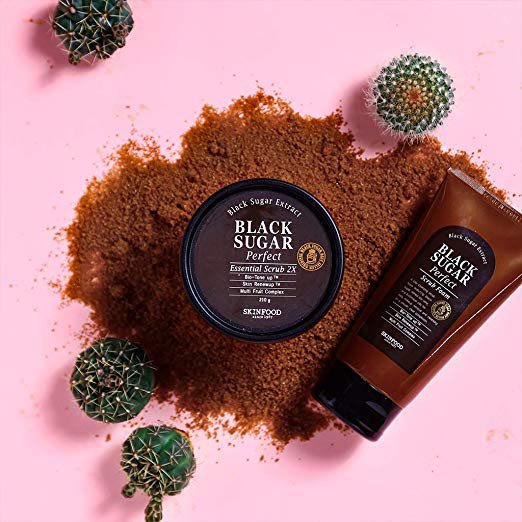 SKINFOOD BLACK SUGAR Perfect Scrub Foam