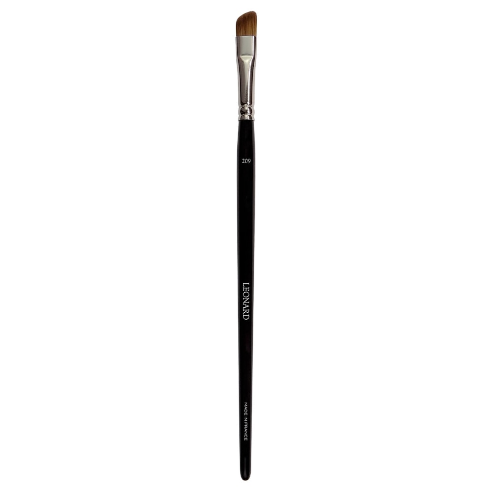 Leonard brushes Pinceau plat biseauté arrondi n°209 Pinceau paupières