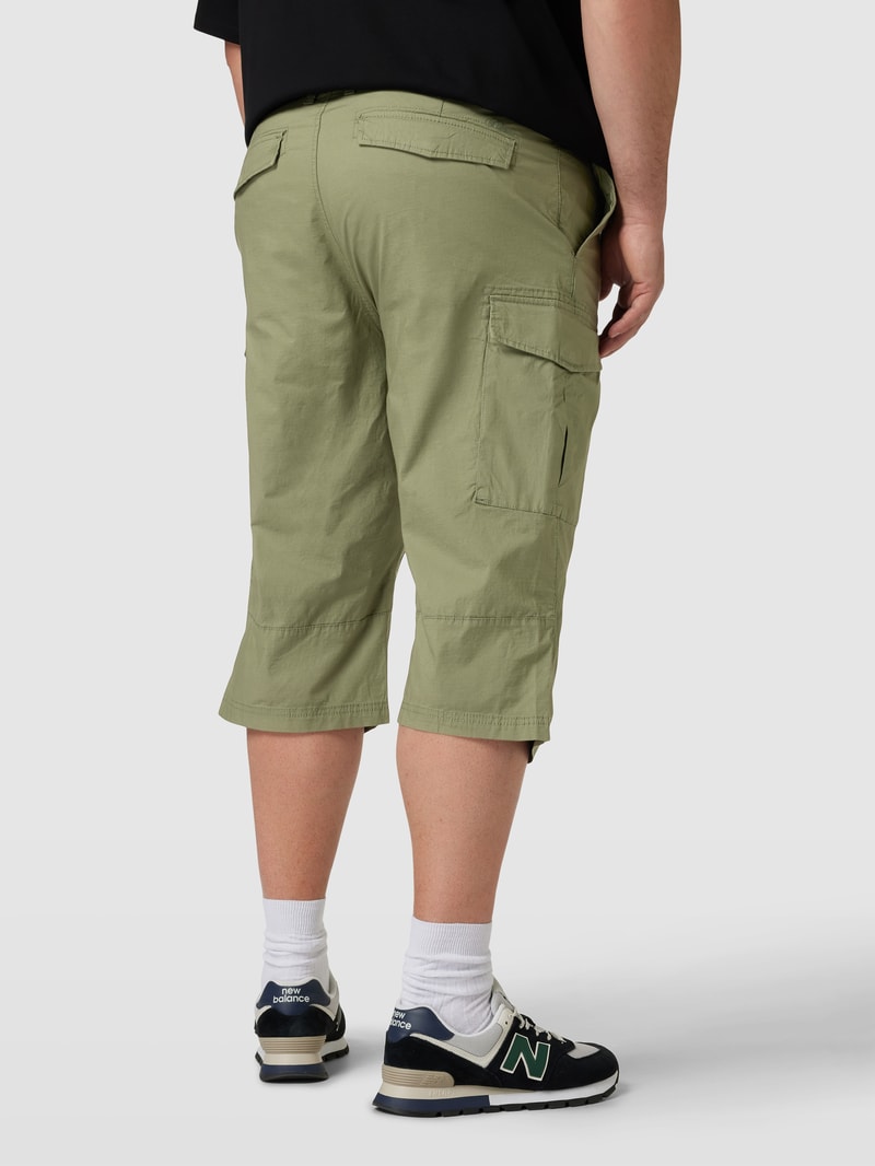 PLUS SIZE Caprihose mit Cargotaschen Modell 'Detroit' in olivgrün