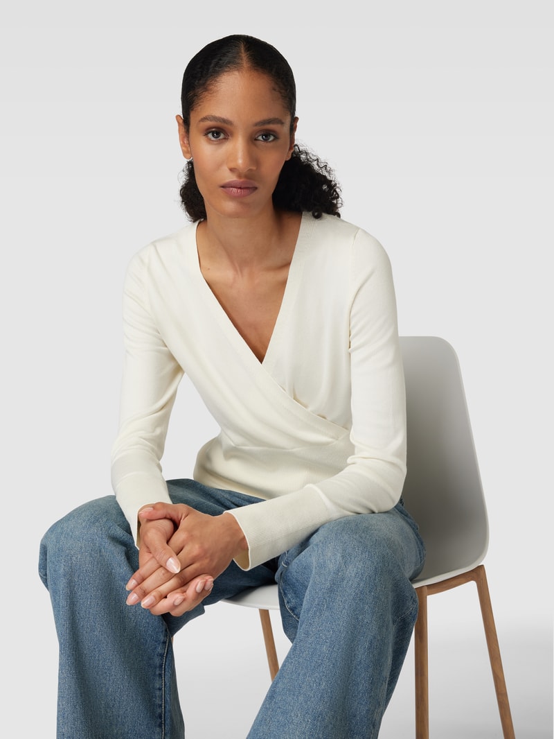 Strickpullover in Wickel-Optik in ecru