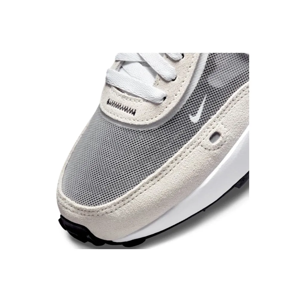 Nike Waffle One GS DC0481-100 / weiss