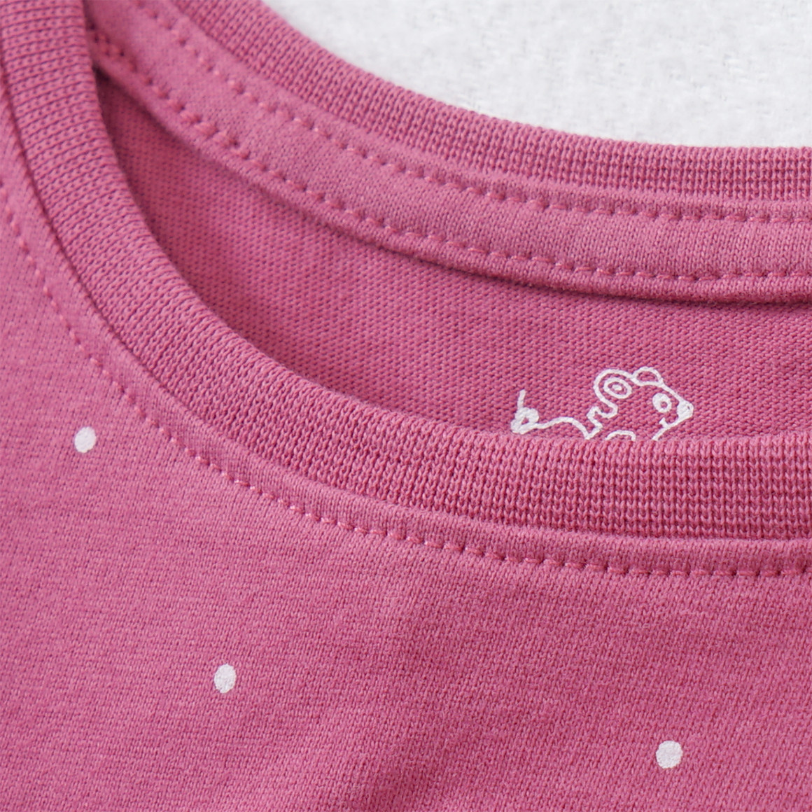 Mädchen Langarmshirt mit Pferde-Applikation
