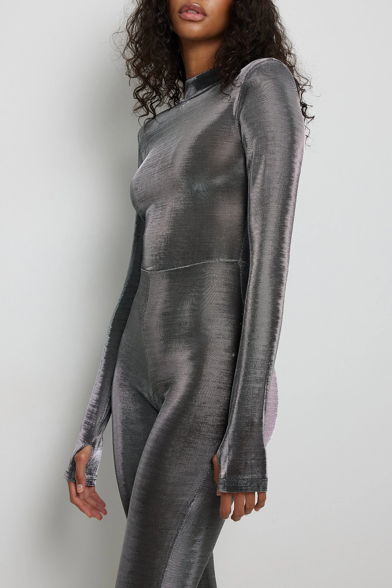 Jumpsuit mit gepolsterten Schultern
