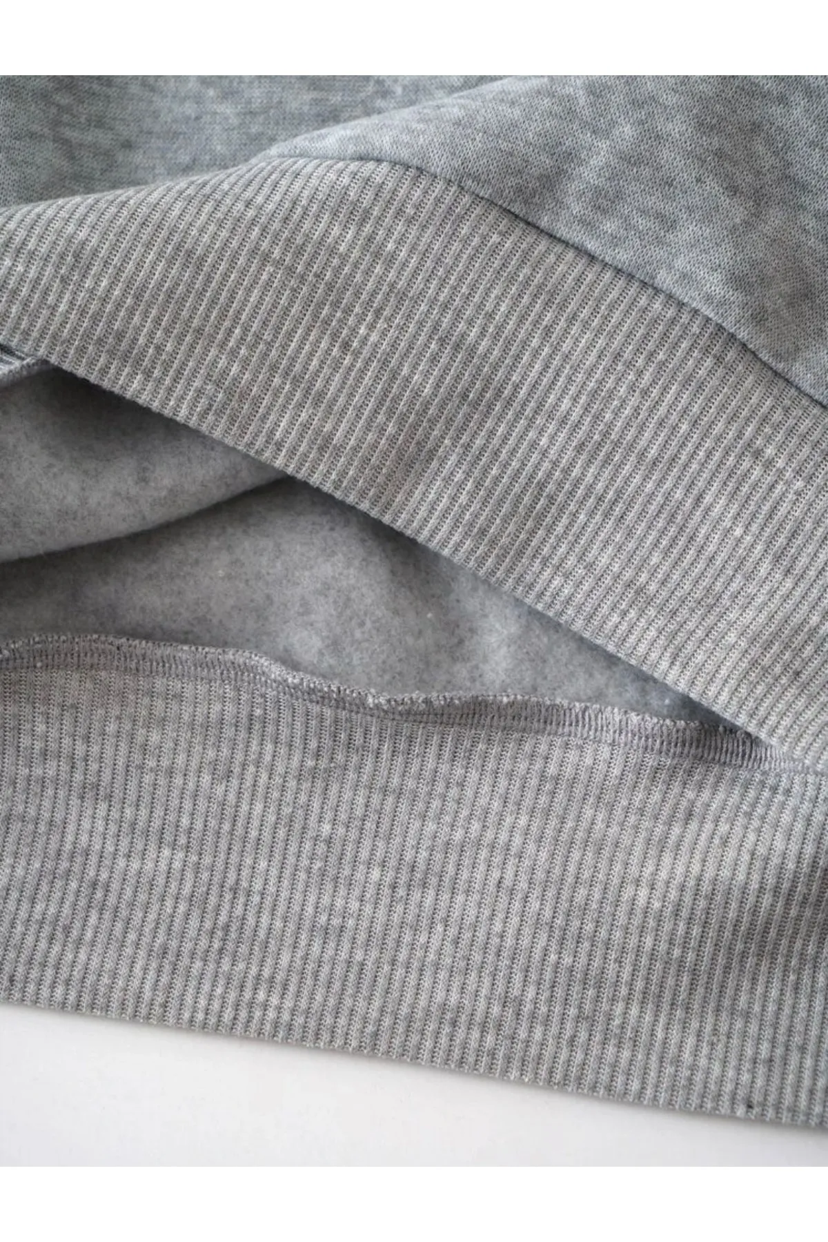 MOONBULL  Sweatshirt - Grau - Regular Fit