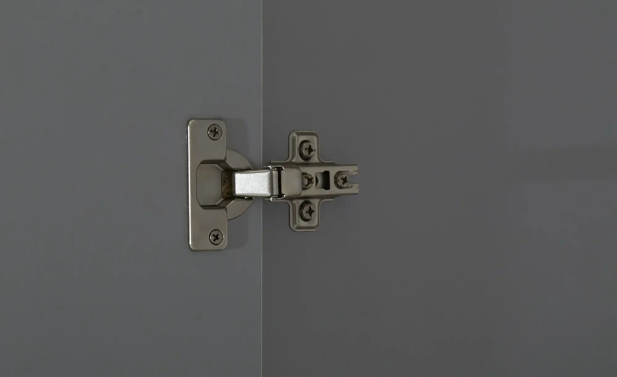 Kleiderschrank