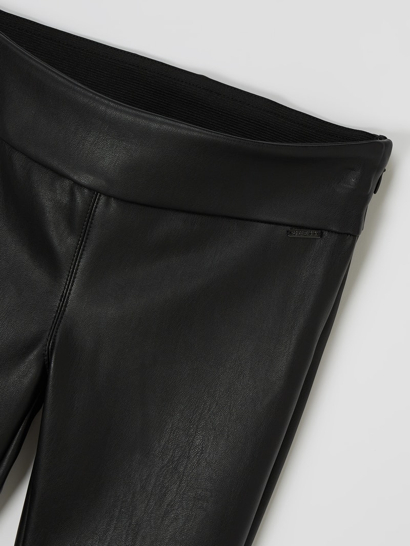 Leggings in Leder-Optik in schwarz