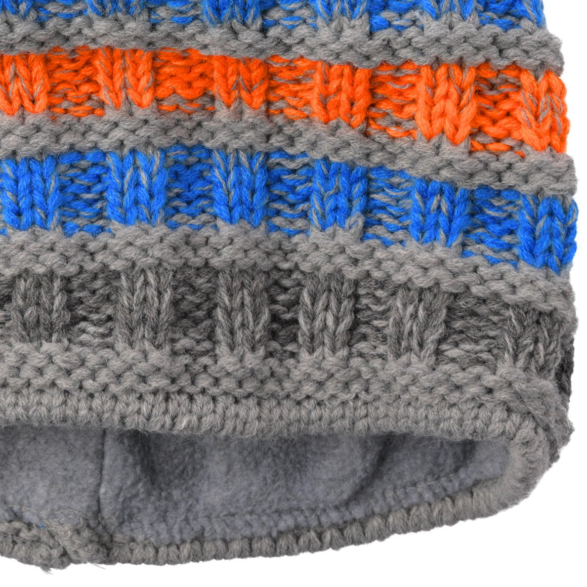 Jungen Strickmütze mit Pompon