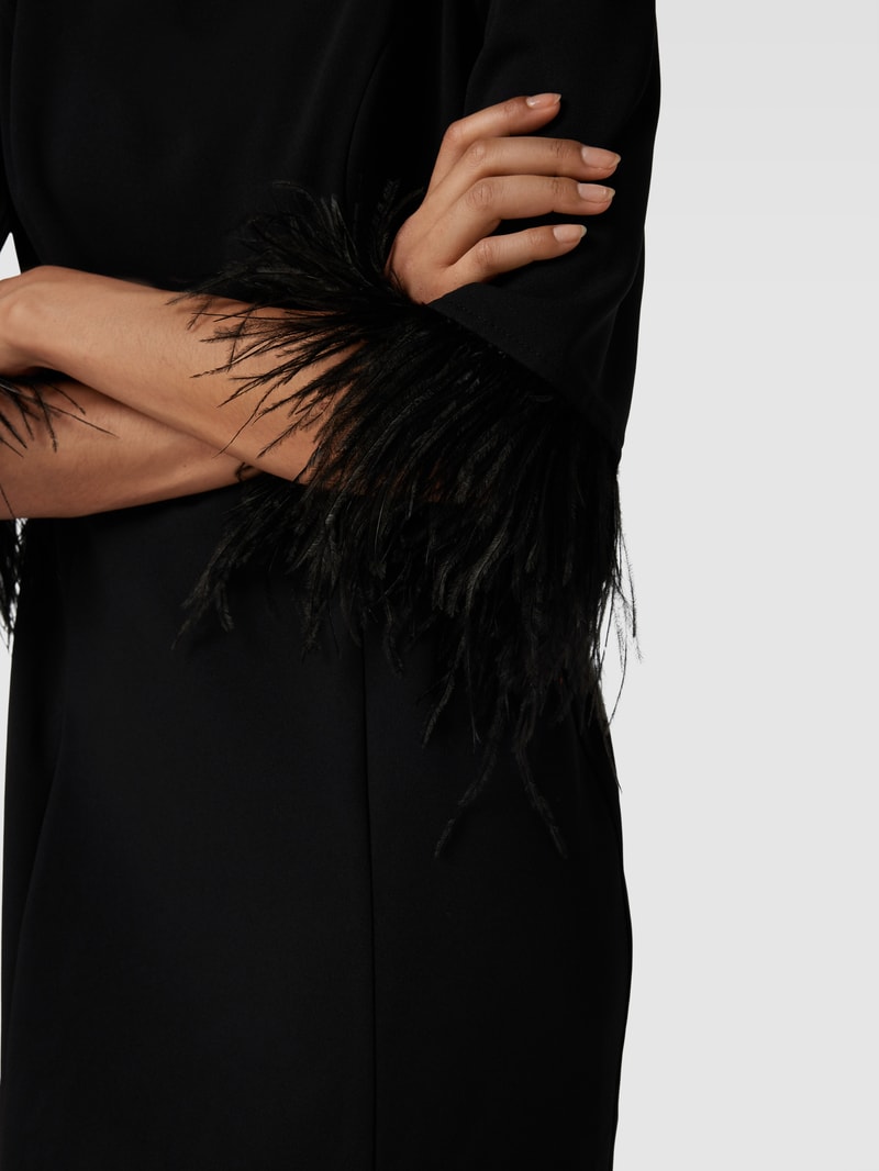 Cocktailkleid mit Federn in schwarz