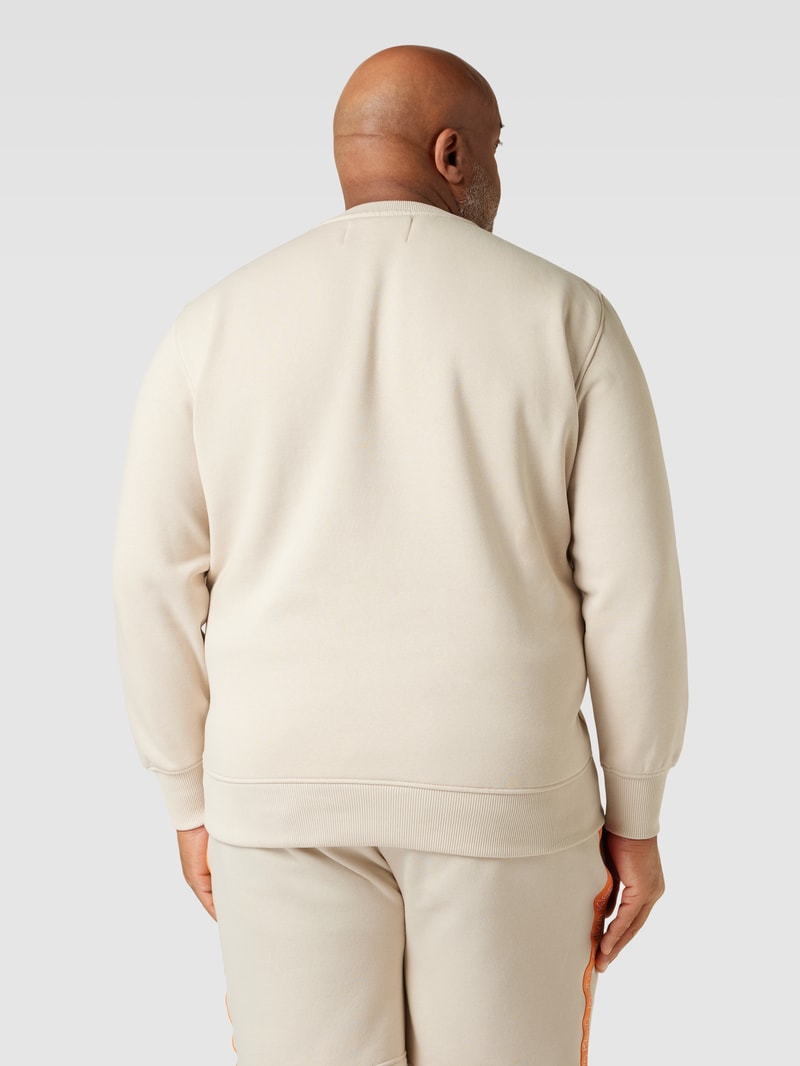 PLUS SIZE Sweatshirt mit Label-Print in beige