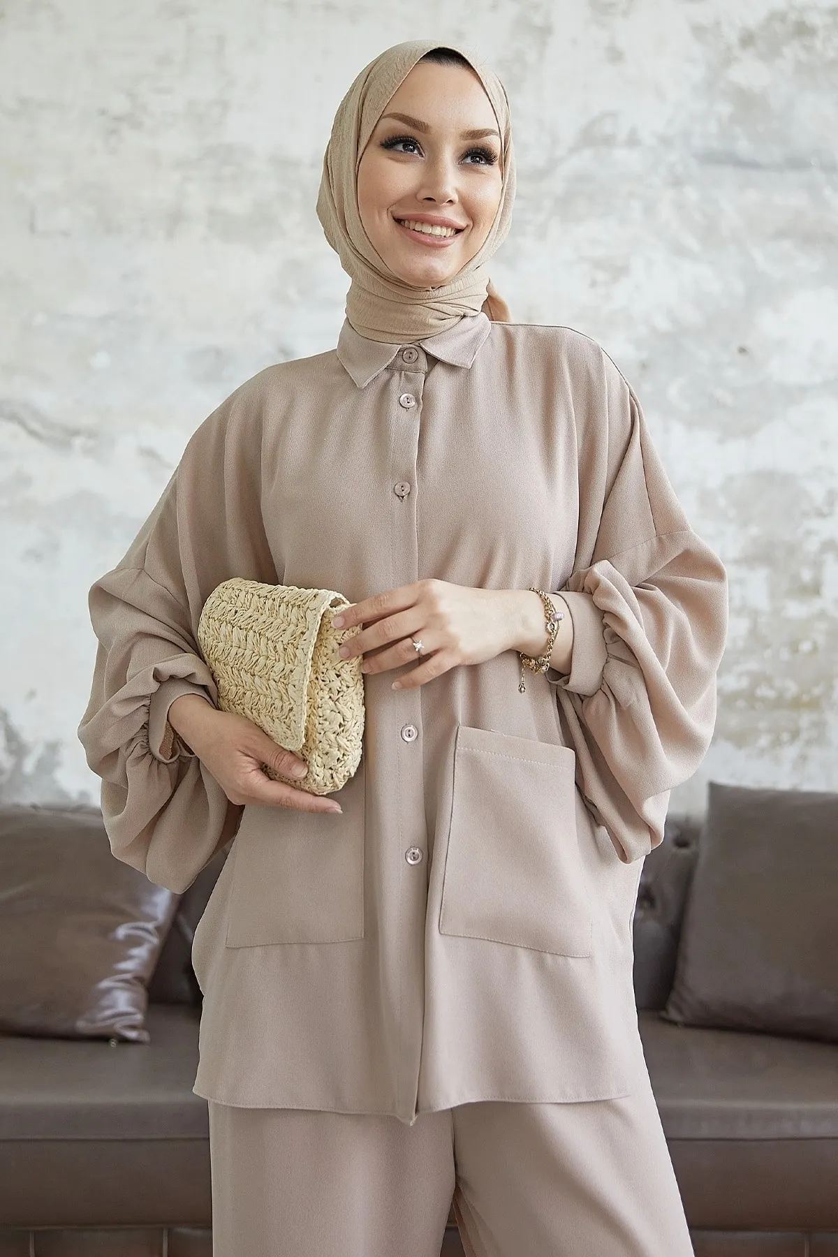 InStyle  Muno Lässiges Set mit Ballonärmeln - Beige