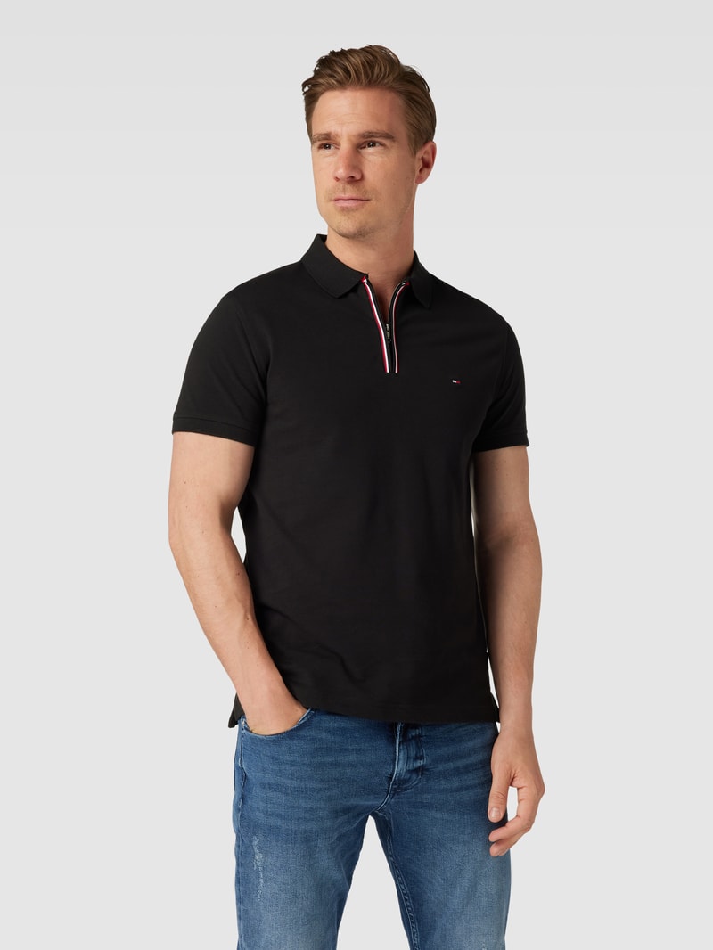 Poloshirt mit Label-Stitching in schwarz