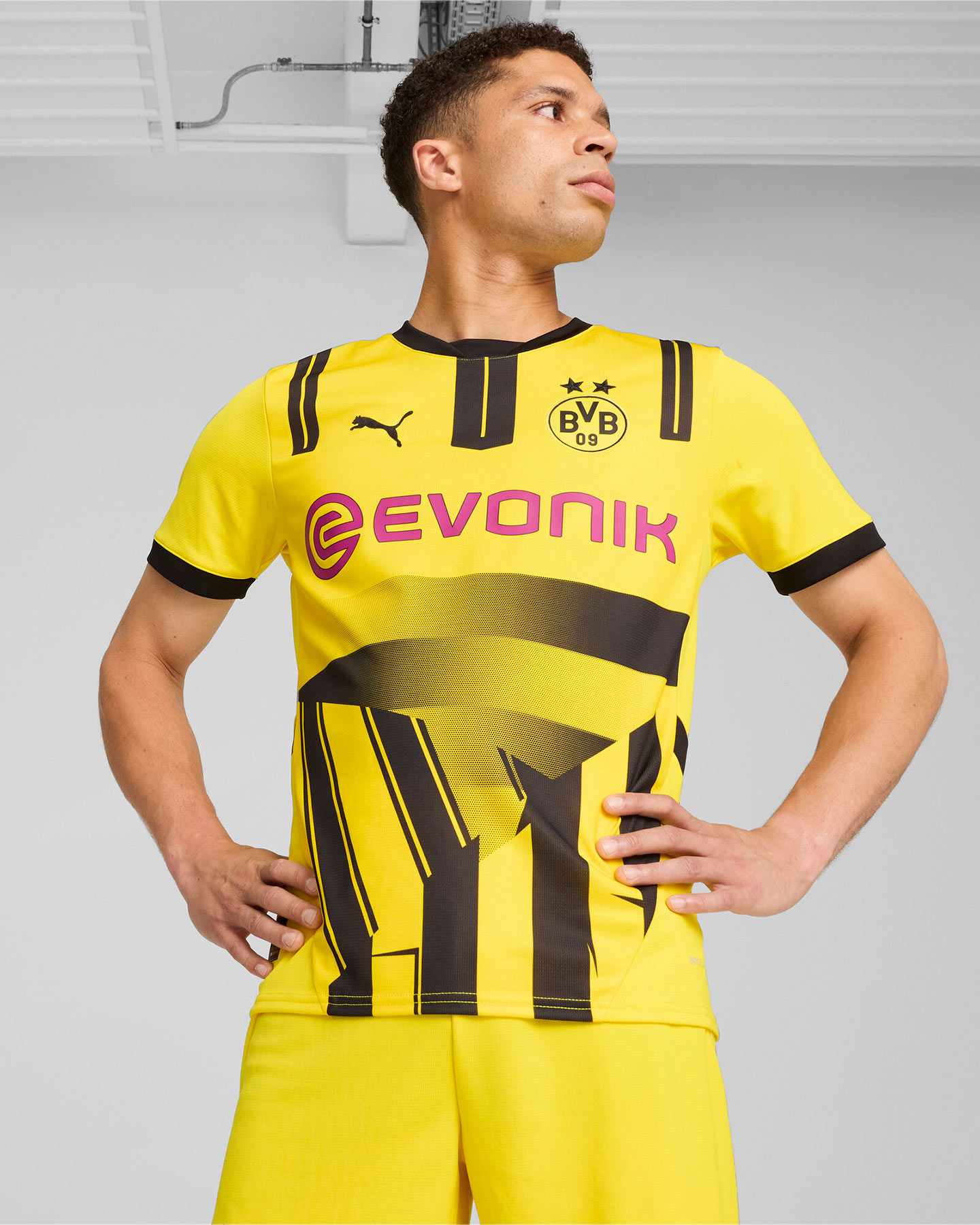 Oficiálna replika futbalového dresu Puma Borussia Dortmund Cup 24-25 M 775680-01